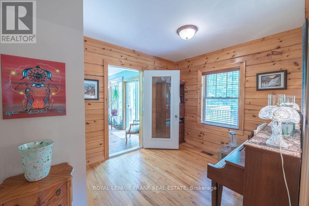 












120 SUGARBUSH CRESCENT

,
Trent Lakes,




Ontario
K0L1J0

