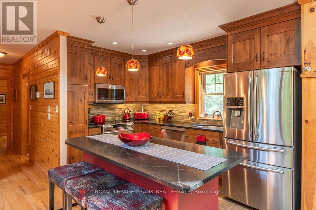 












120 SUGARBUSH CRESCENT

,
Trent Lakes,




Ontario
K0L1J0

