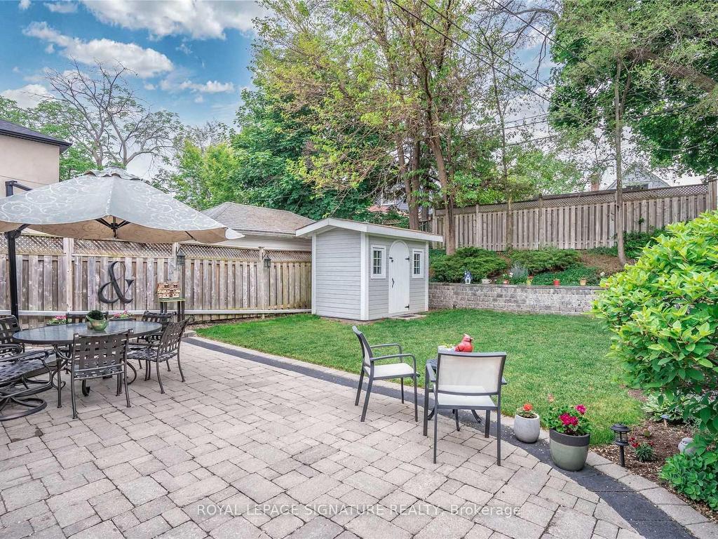 









20


Roblin

Avenue,
Toronto,




ON
M4C 3P8

