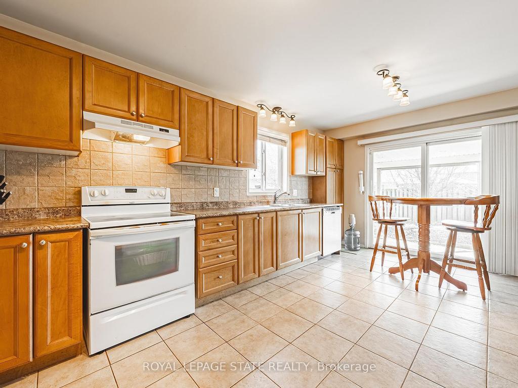 









148


Meadow Wood

Crescent,
Hamilton,




ON
L8J 3Z8


