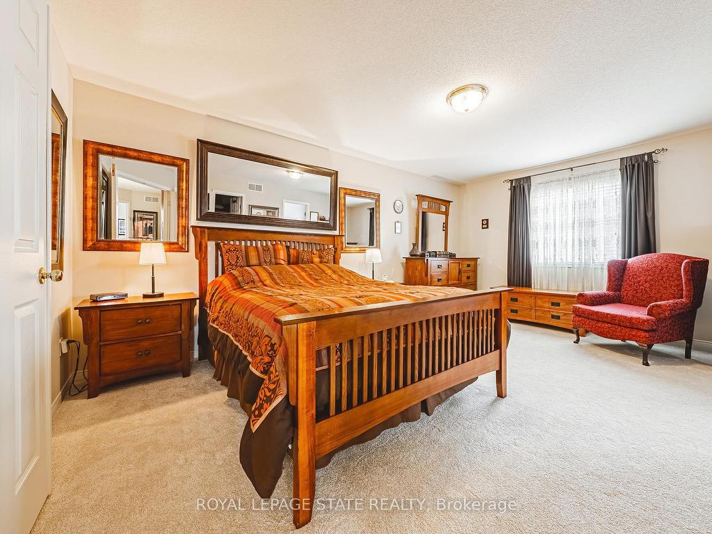 









148


Meadow Wood

Crescent,
Hamilton,




ON
L8J 3Z8

