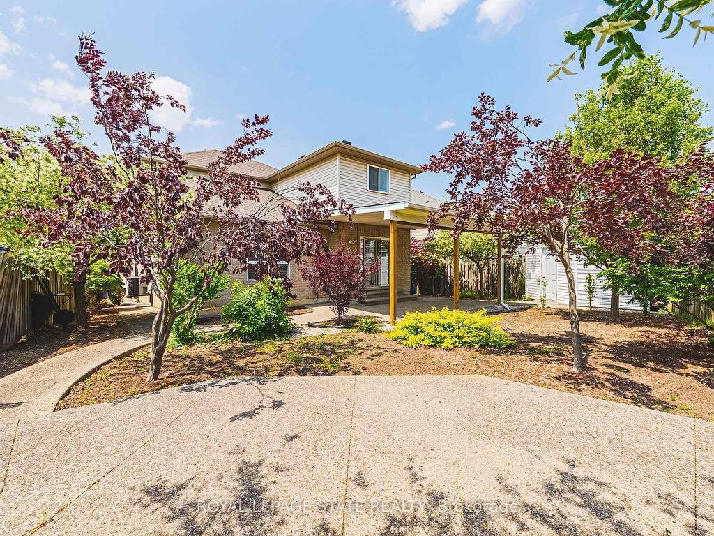 









148


Meadow Wood

Crescent,
Hamilton,




ON
L8J 3Z8

