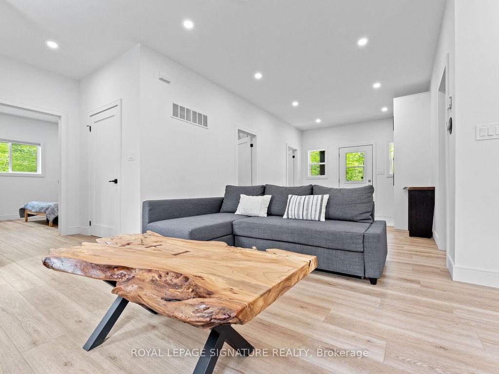 









44


Sunnyshore Park

Drive,
McKellar,




ON
P2A 0B5

