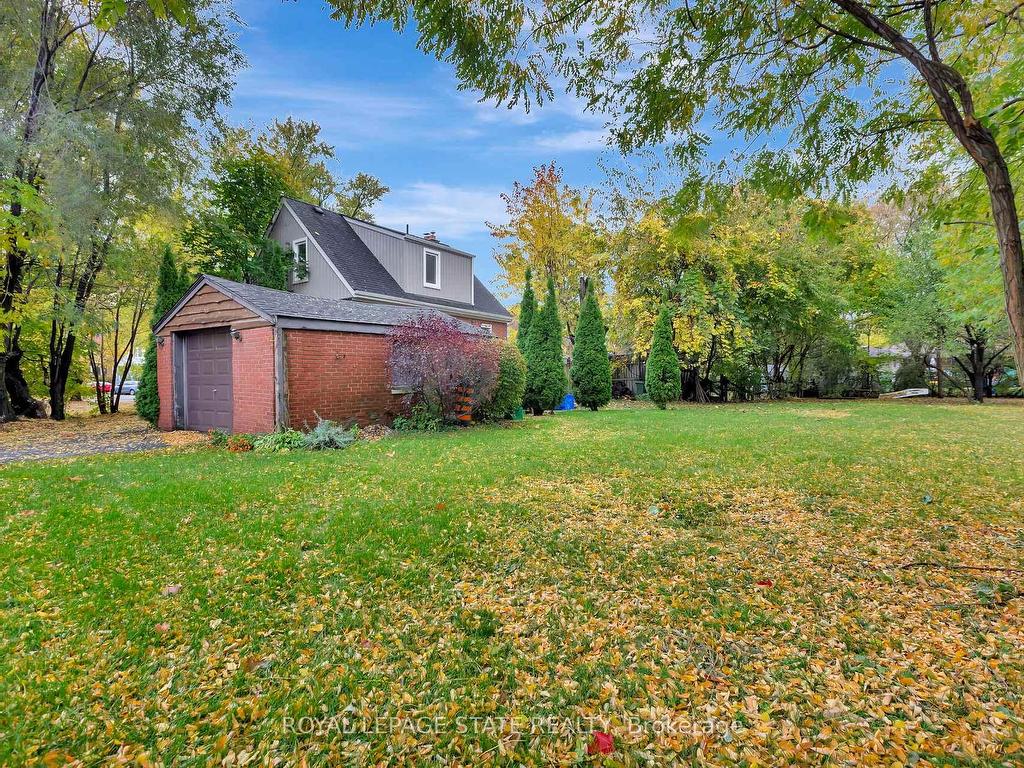 









121


King

Street East,
Hamilton,




ON
L8G 1L2

