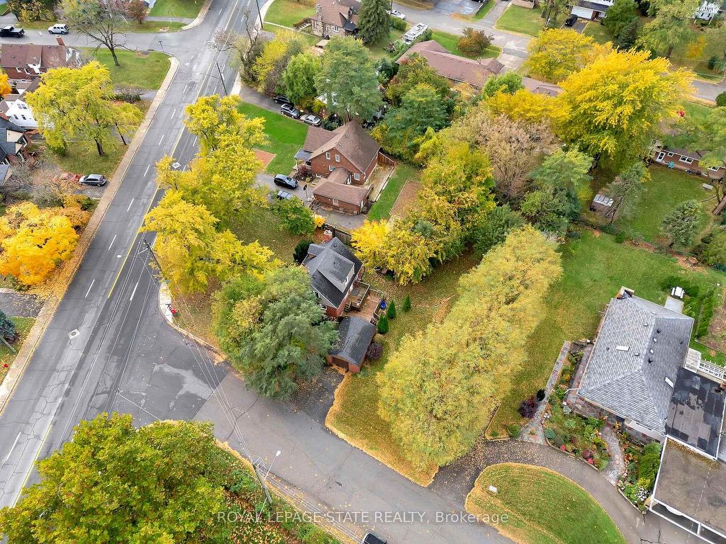 









121


King

Street East,
Hamilton,




ON
L8G 1L2

