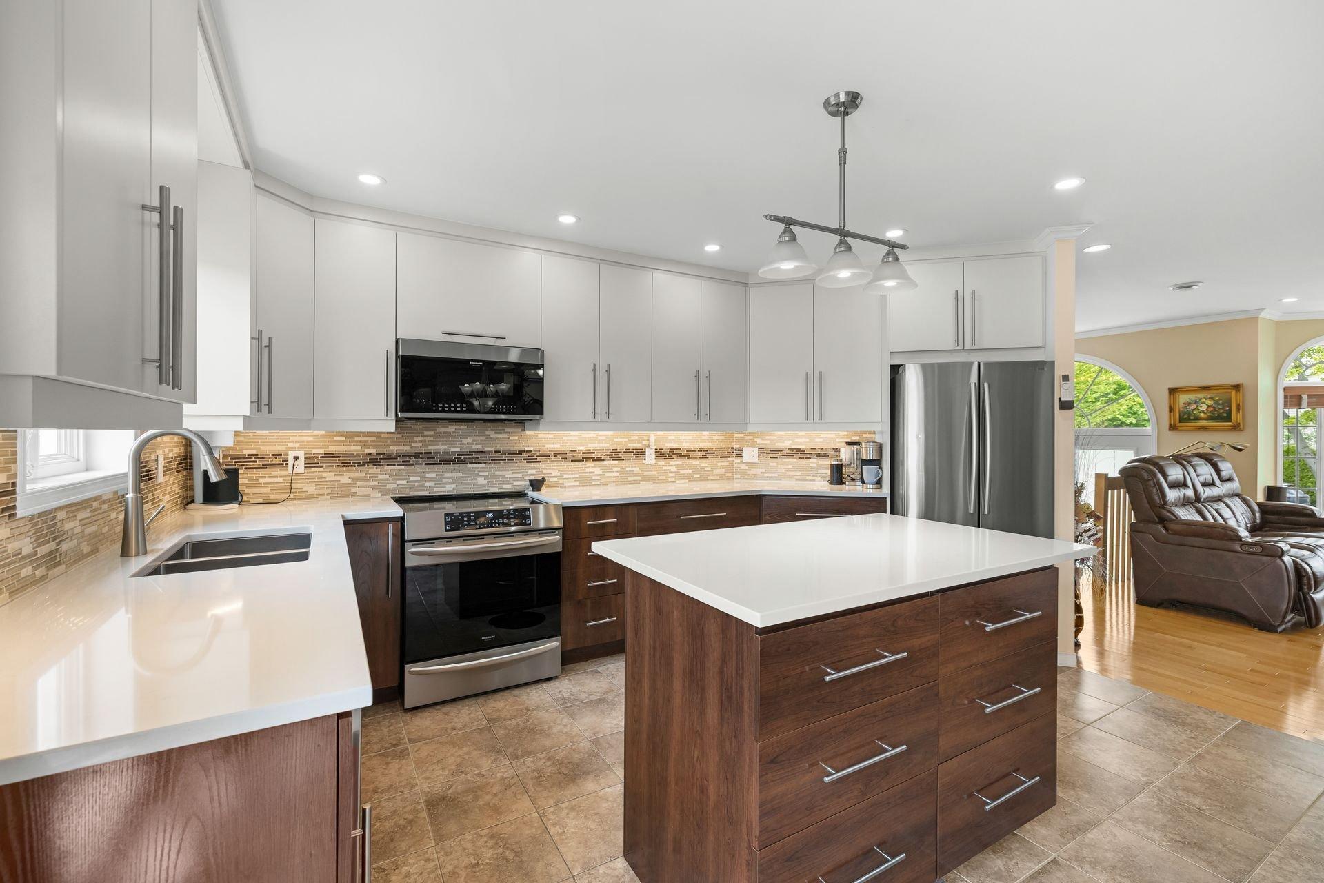 









780


Rue Marie-Louise-Lemelin

,
Lévis (Les Chutes-de-la-Chaudière-Ouest),




QC
G7A0B6

