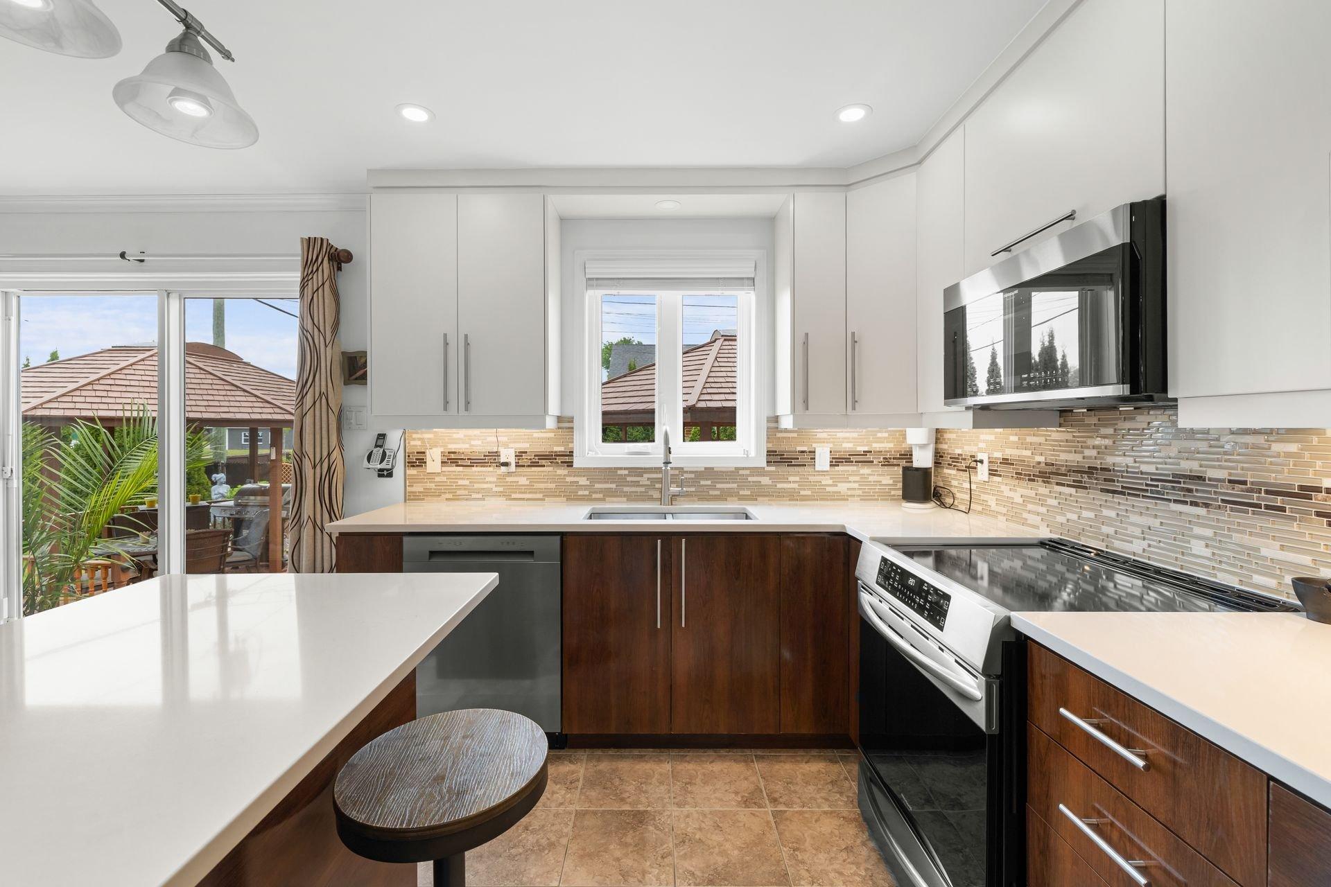 









780


Rue Marie-Louise-Lemelin

,
Lévis (Les Chutes-de-la-Chaudière-Ouest),




QC
G7A0B6

