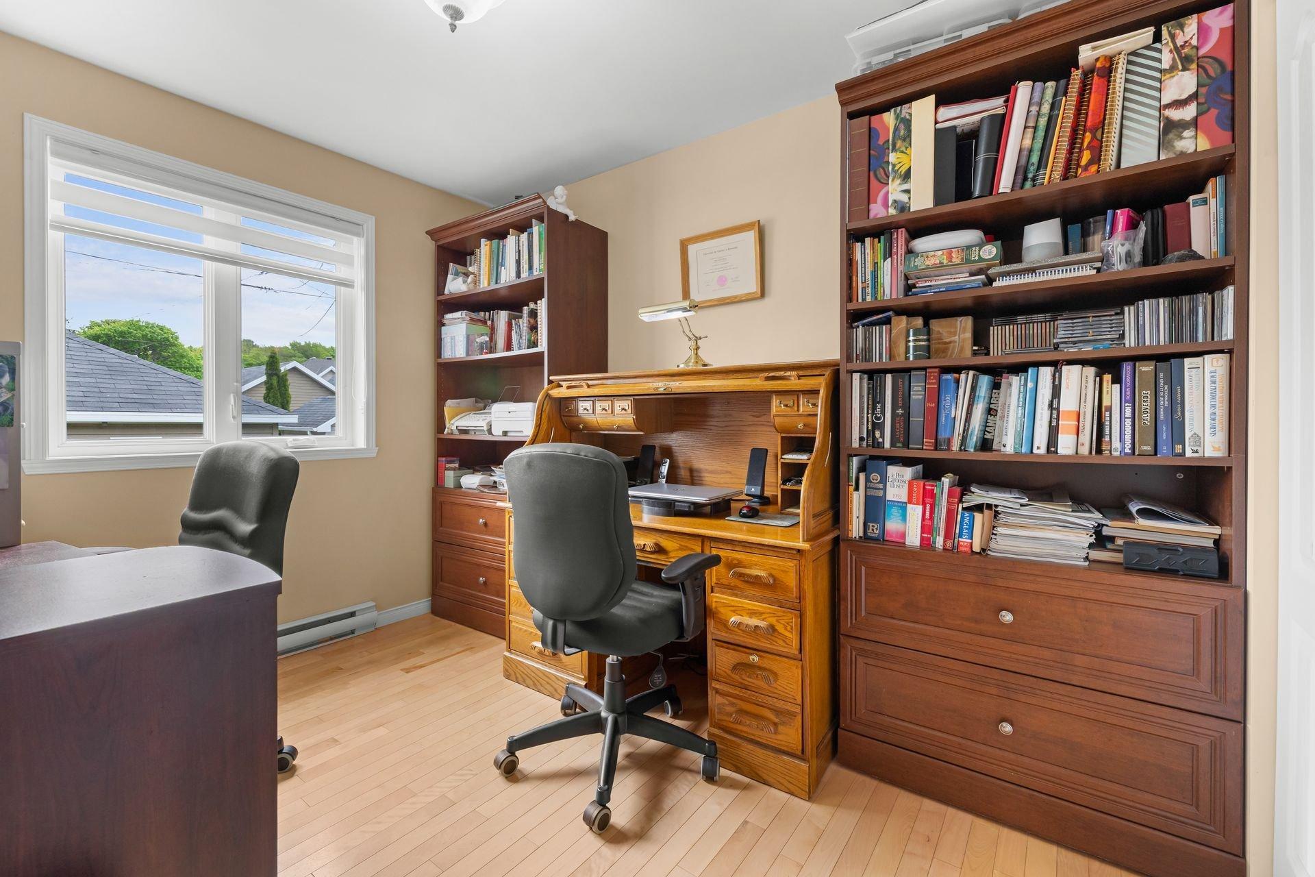 









780


Rue Marie-Louise-Lemelin

,
Lévis (Les Chutes-de-la-Chaudière-Ouest),




QC
G7A0B6

