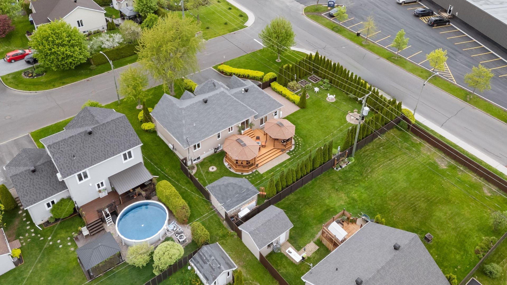 









780


Rue Marie-Louise-Lemelin

,
Lévis (Les Chutes-de-la-Chaudière-Ouest),




QC
G7A0B6


