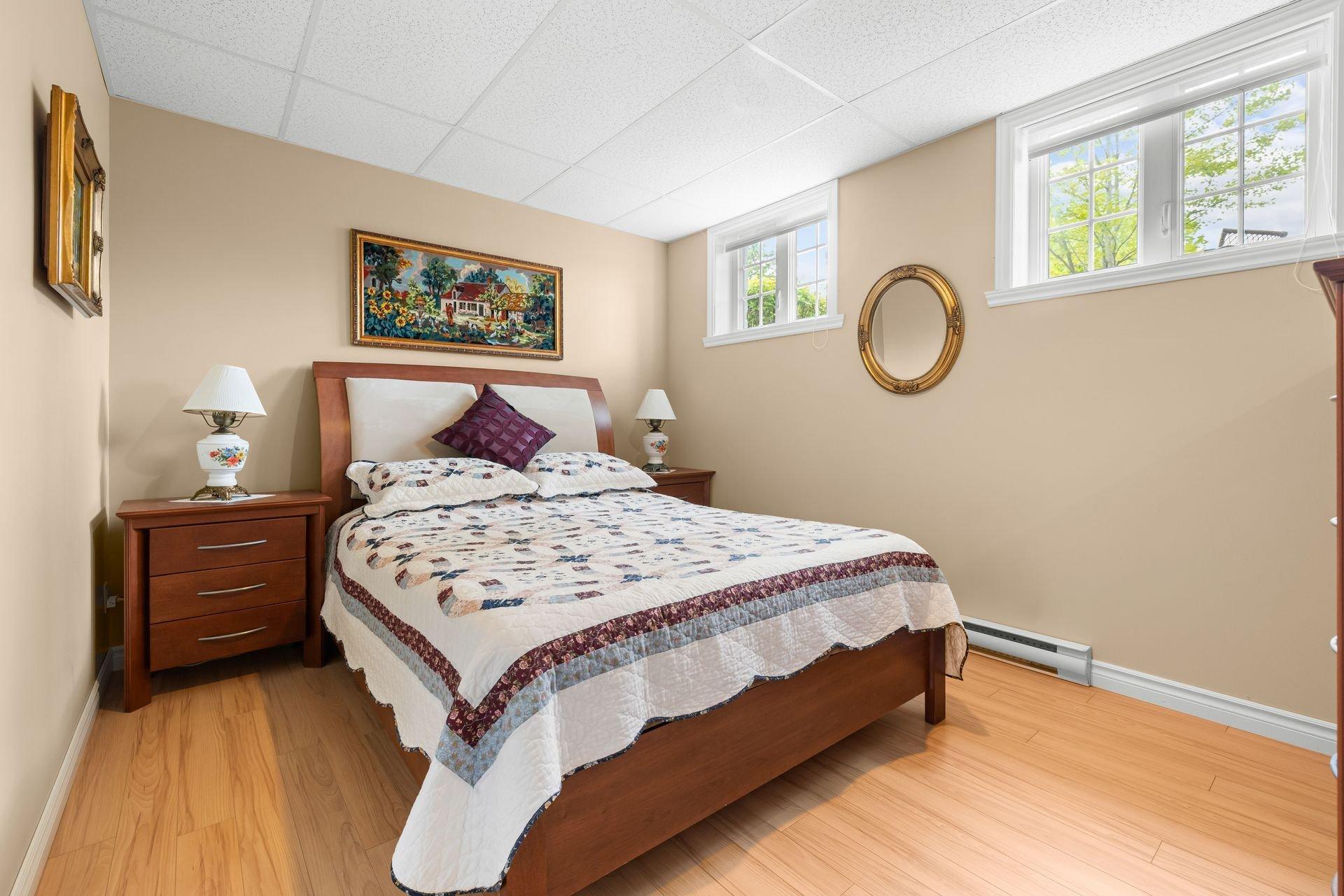 









780


Rue Marie-Louise-Lemelin

,
Lévis (Les Chutes-de-la-Chaudière-Ouest),




QC
G7A0B6

