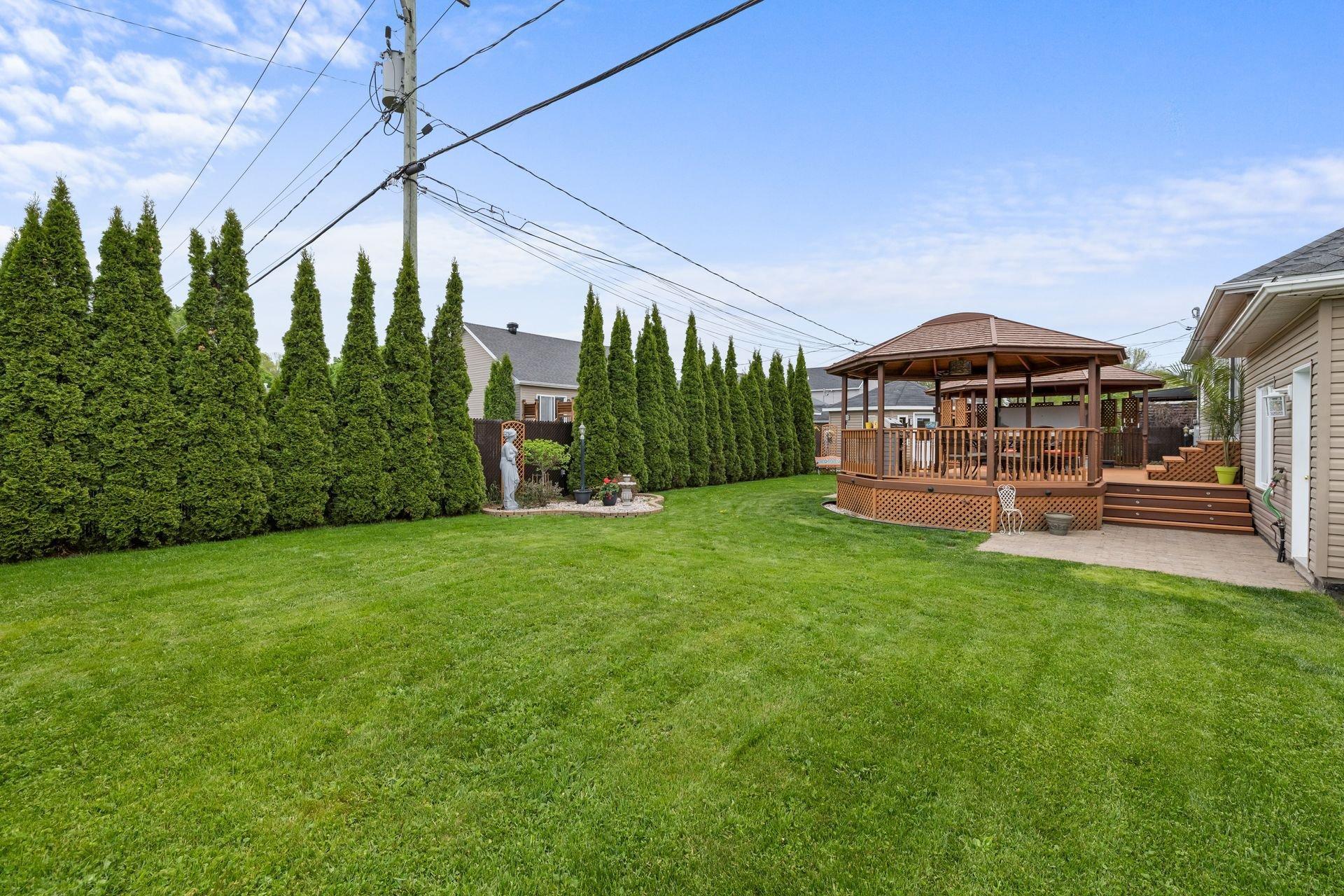 









780


Rue Marie-Louise-Lemelin

,
Lévis (Les Chutes-de-la-Chaudière-Ouest),




QC
G7A0B6

