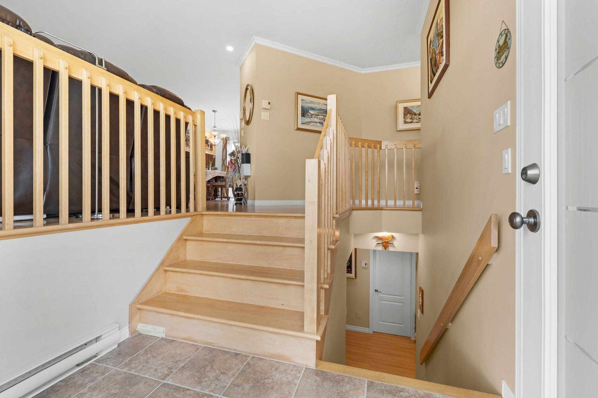









780


Rue Marie-Louise-Lemelin

,
Lévis (Les Chutes-de-la-Chaudière-Ouest),




QC
G7A0B6


