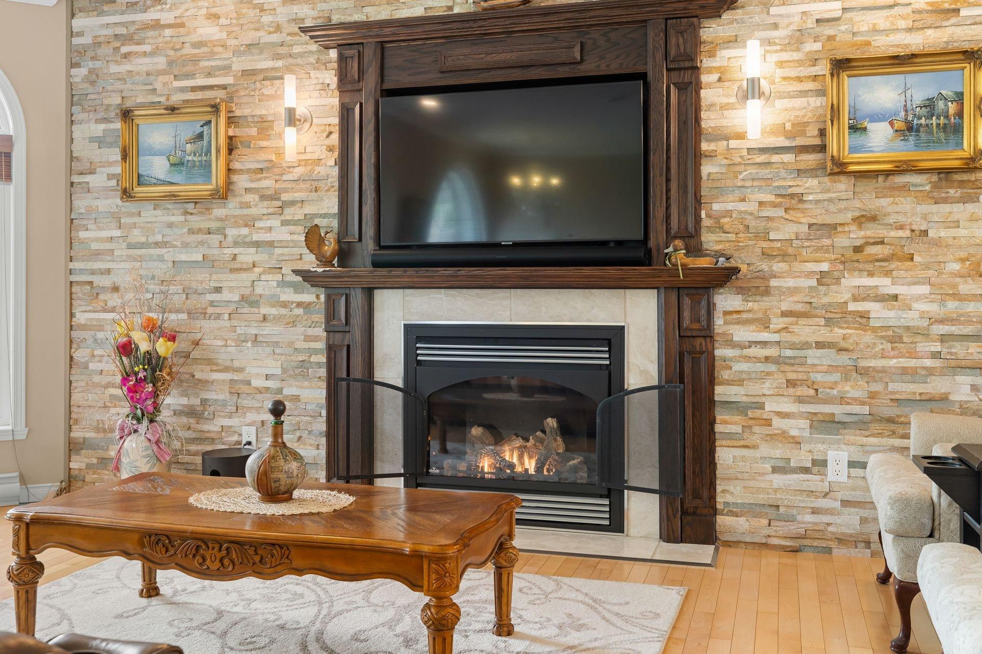 









780


Rue Marie-Louise-Lemelin

,
Lévis (Les Chutes-de-la-Chaudière-Ouest),




QC
G7A0B6

