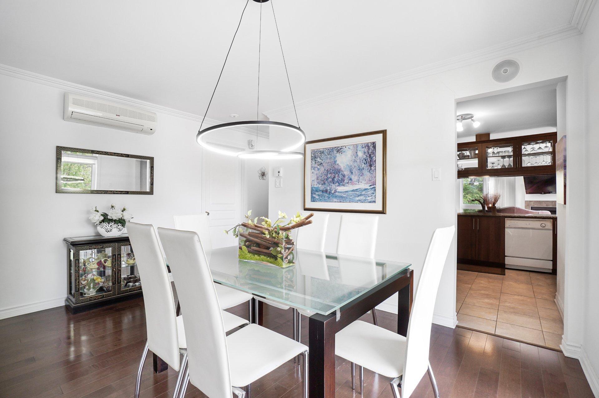 









610


Rue Jacques-Lavigne

, 201,
Sainte-Thérèse,




QC
J7E0A8

