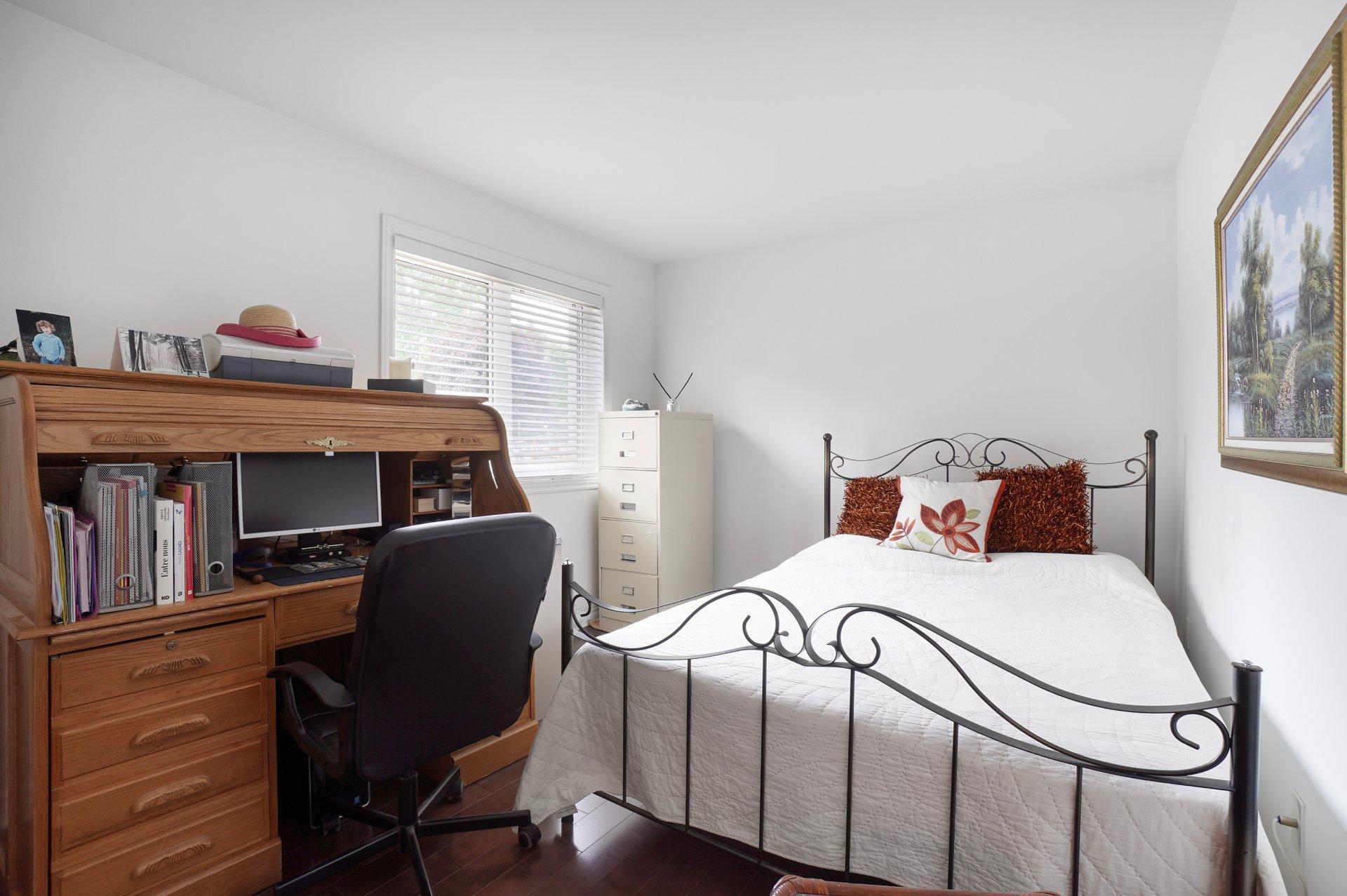 









610


Rue Jacques-Lavigne

, 201,
Sainte-Thérèse,




QC
J7E0A8


