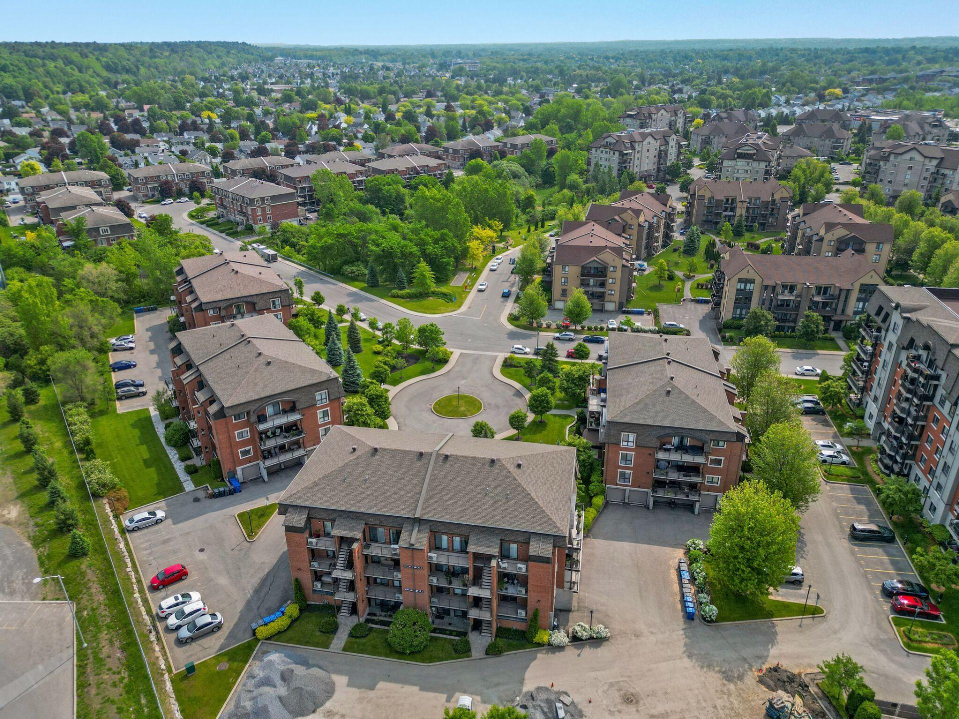 









610


Rue Jacques-Lavigne

, 201,
Sainte-Thérèse,




QC
J7E0A8

