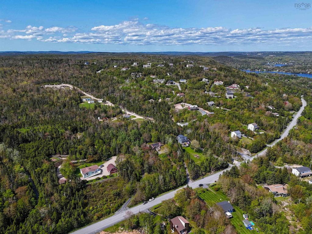 












252 Hillside Drive

,
Boutiliers Point,




NS
B3Z 1W8

