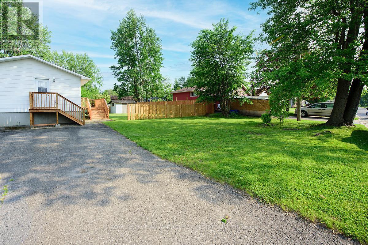 












68 DRUMMOND STREET W

,
Perth,




Ontario
K7H2K4

