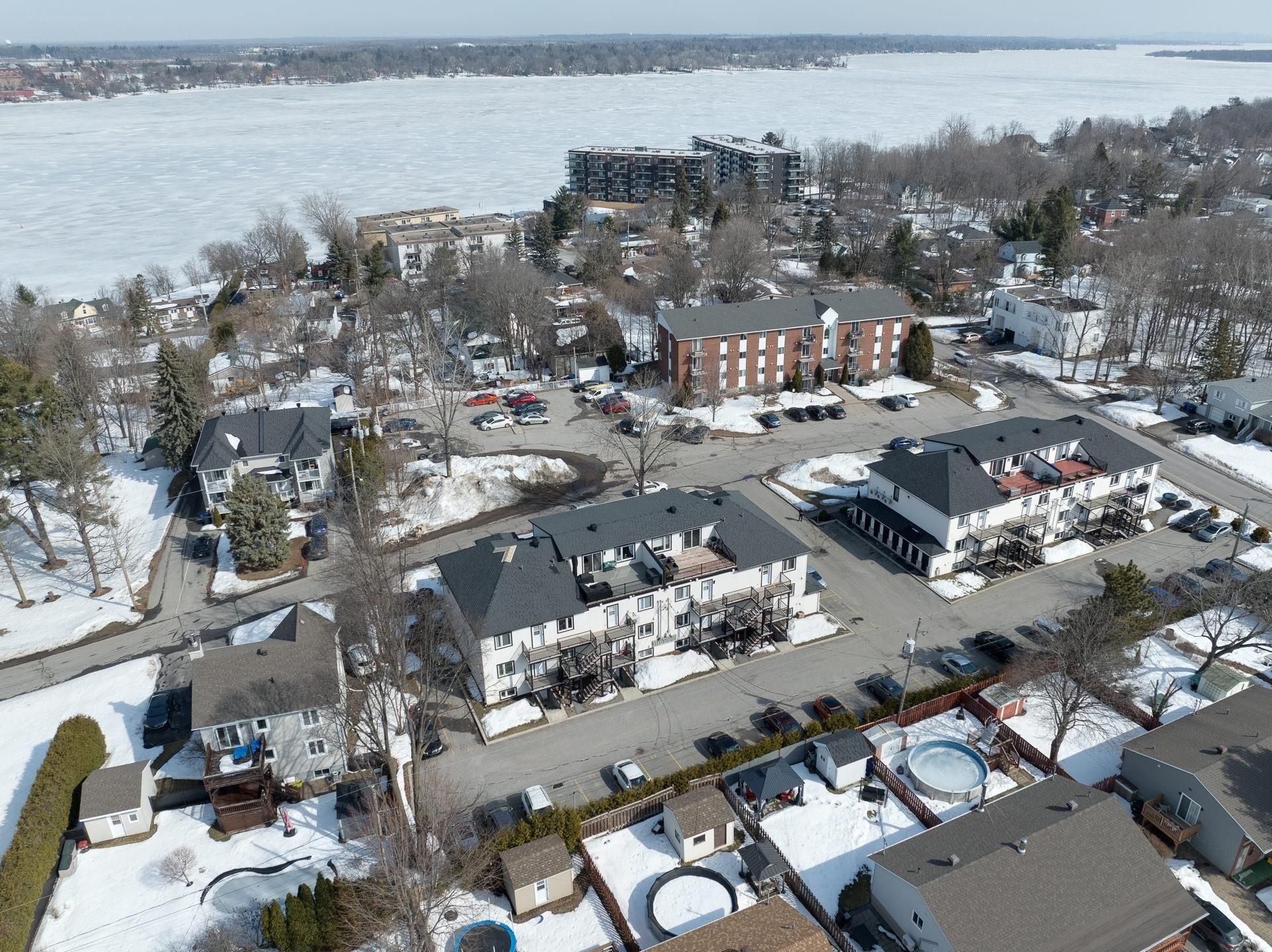 









200


Rue des Ruisseaux

, 6,
L'Île-Perrot,




QC
J7V0Z3

