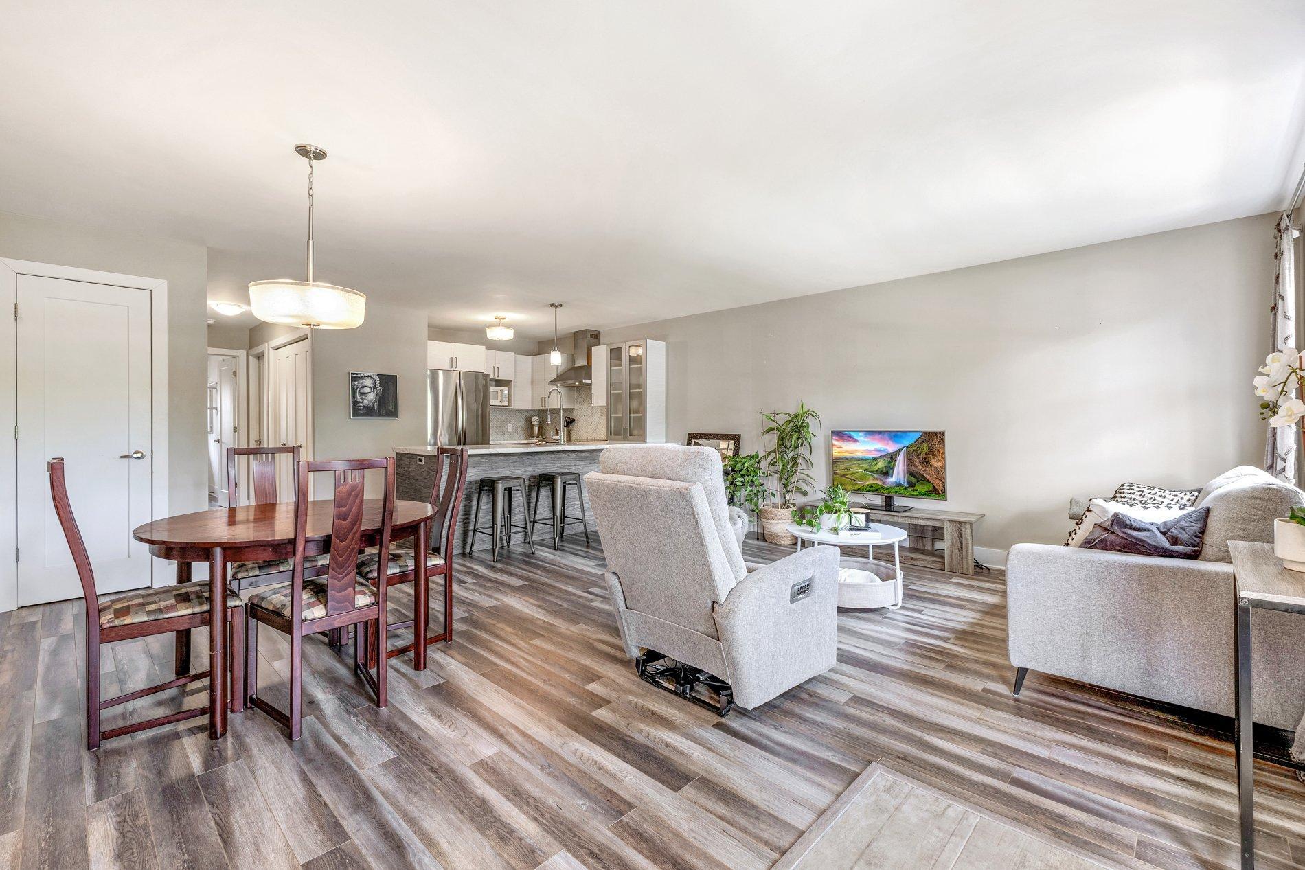 









200


Rue des Ruisseaux

, 6,
L'Île-Perrot,




QC
J7V0Z3

