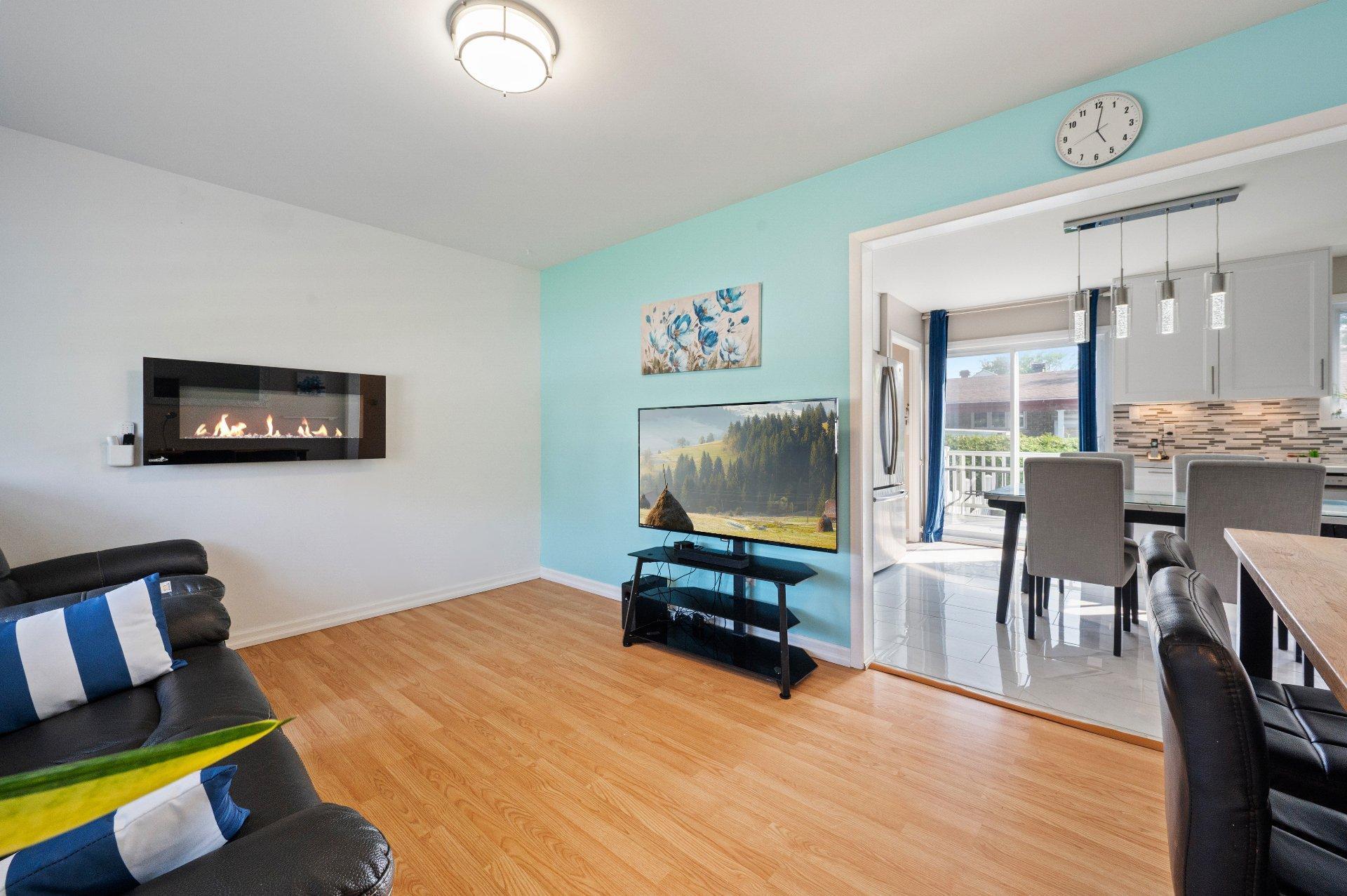 









14385


Av. Guertin

,
Saint-Hyacinthe,




QC
J2R1M3

