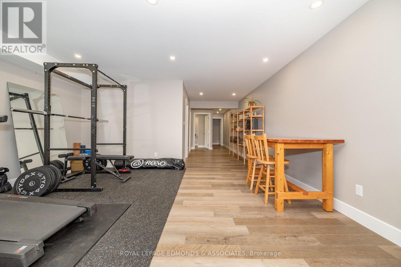 












464 DOMINION STREET

,
Pembroke,




Ontario
K8A4W8

