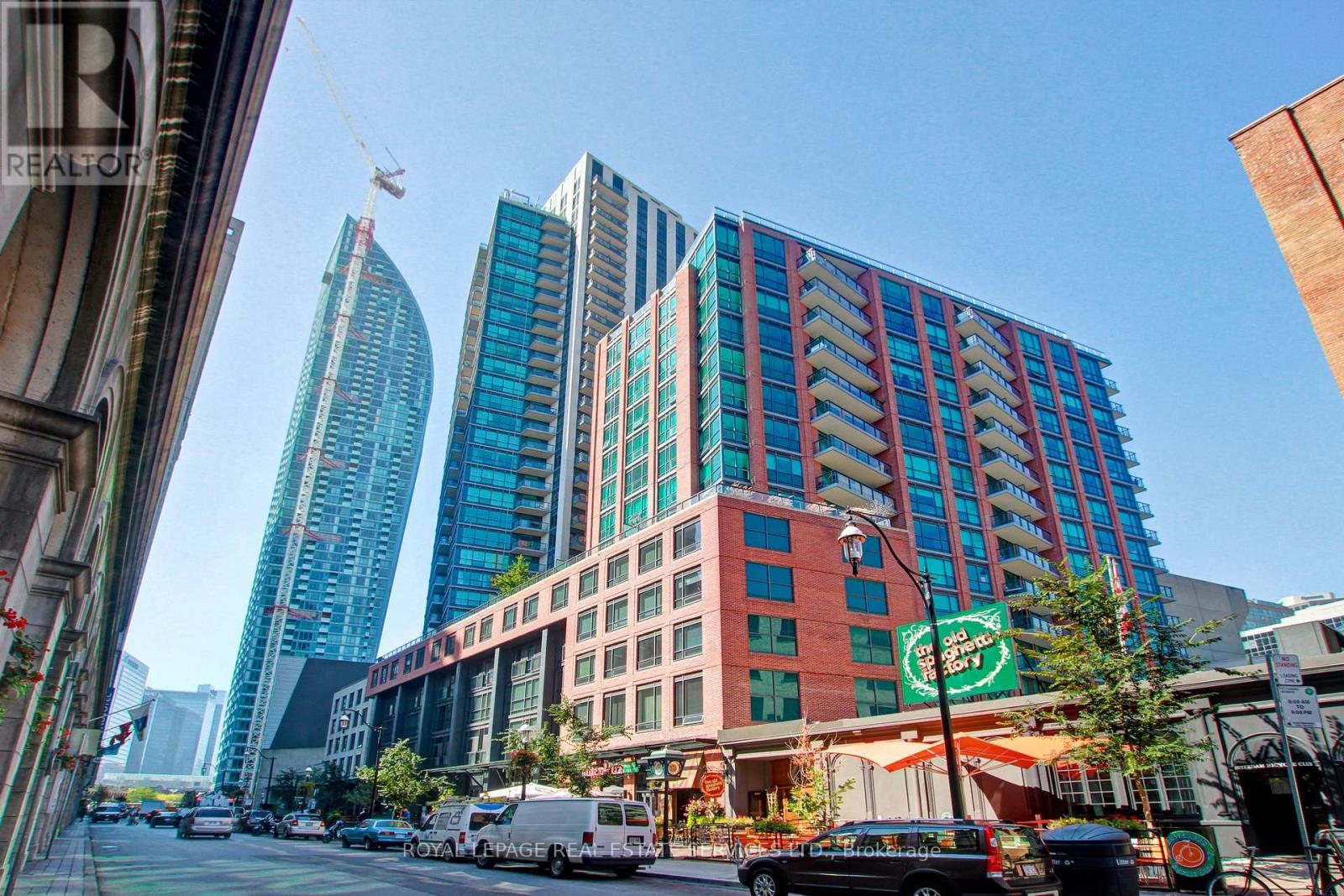 












807 - 38 THE ESPLANADE

,
Toronto,




Ontario
M5E1A5

