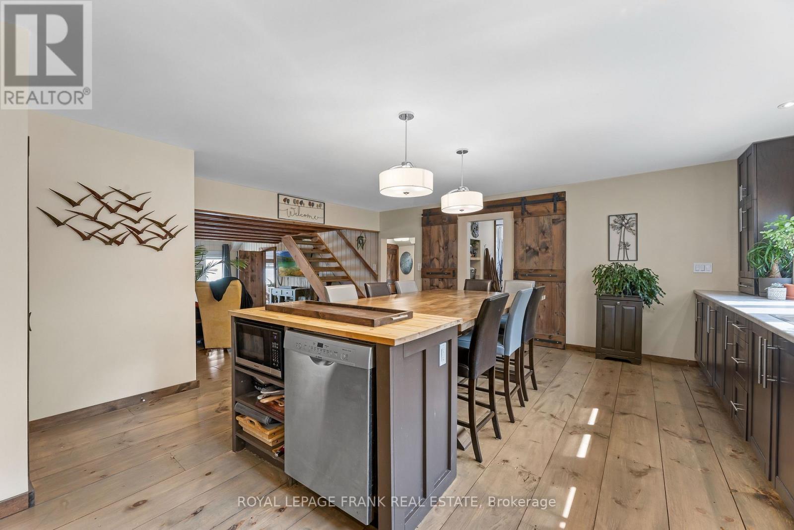 












264 WILLIAMS POINT ROAD

,
Scugog,




Ontario
L0B1E0

