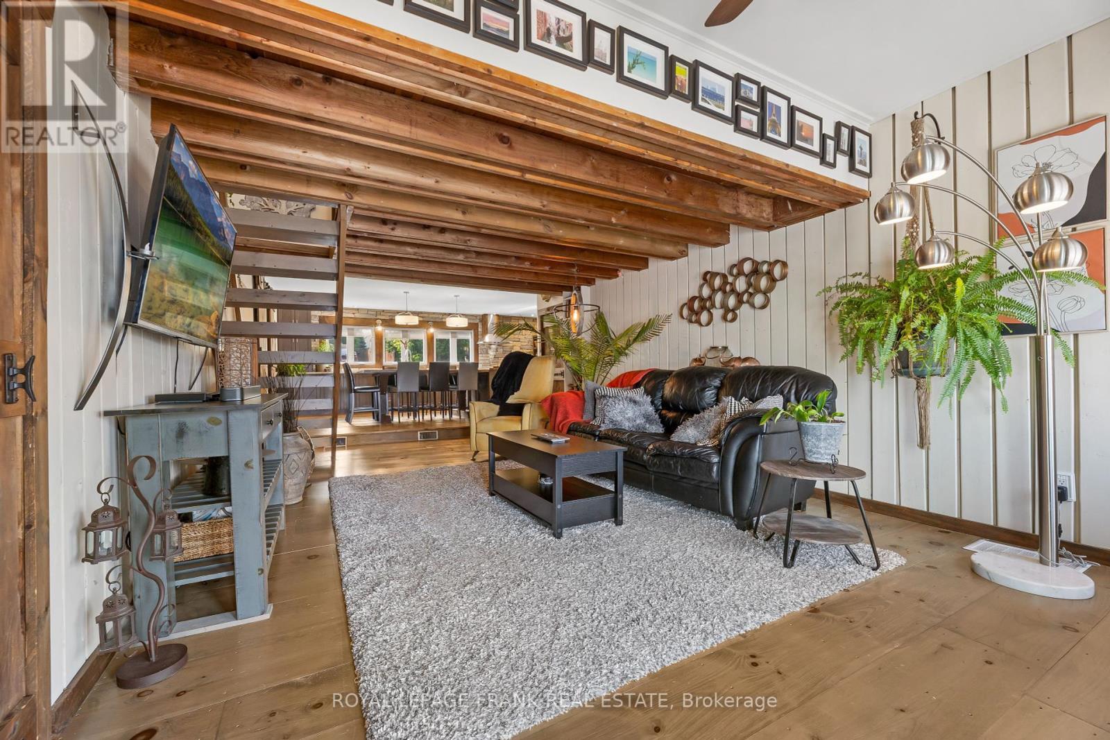 












264 WILLIAMS POINT ROAD

,
Scugog,




Ontario
L0B1E0

