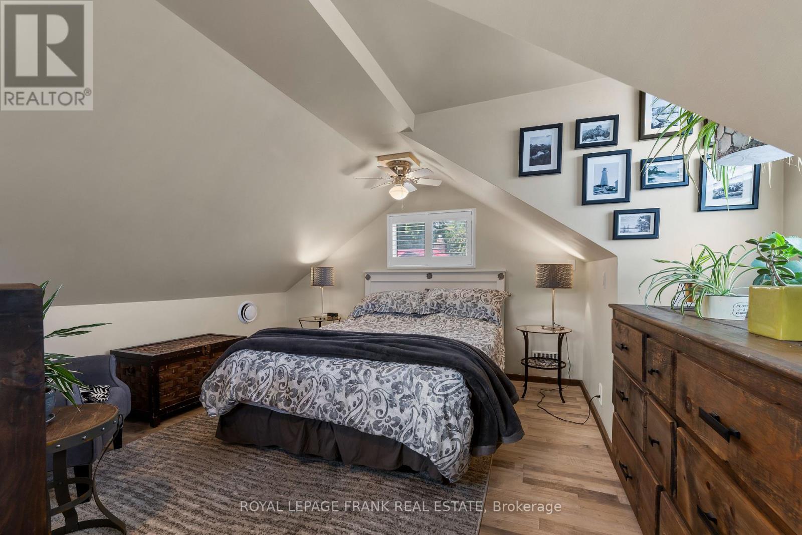 












264 WILLIAMS POINT ROAD

,
Scugog,




Ontario
L0B1E0

