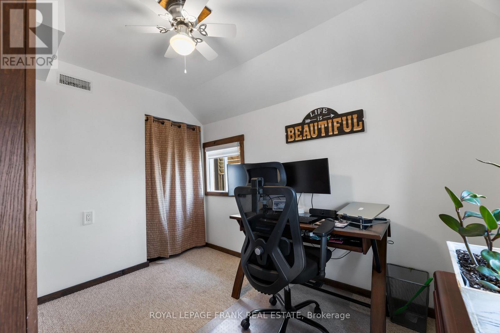












264 WILLIAMS POINT ROAD

,
Scugog,




Ontario
L0B1E0

