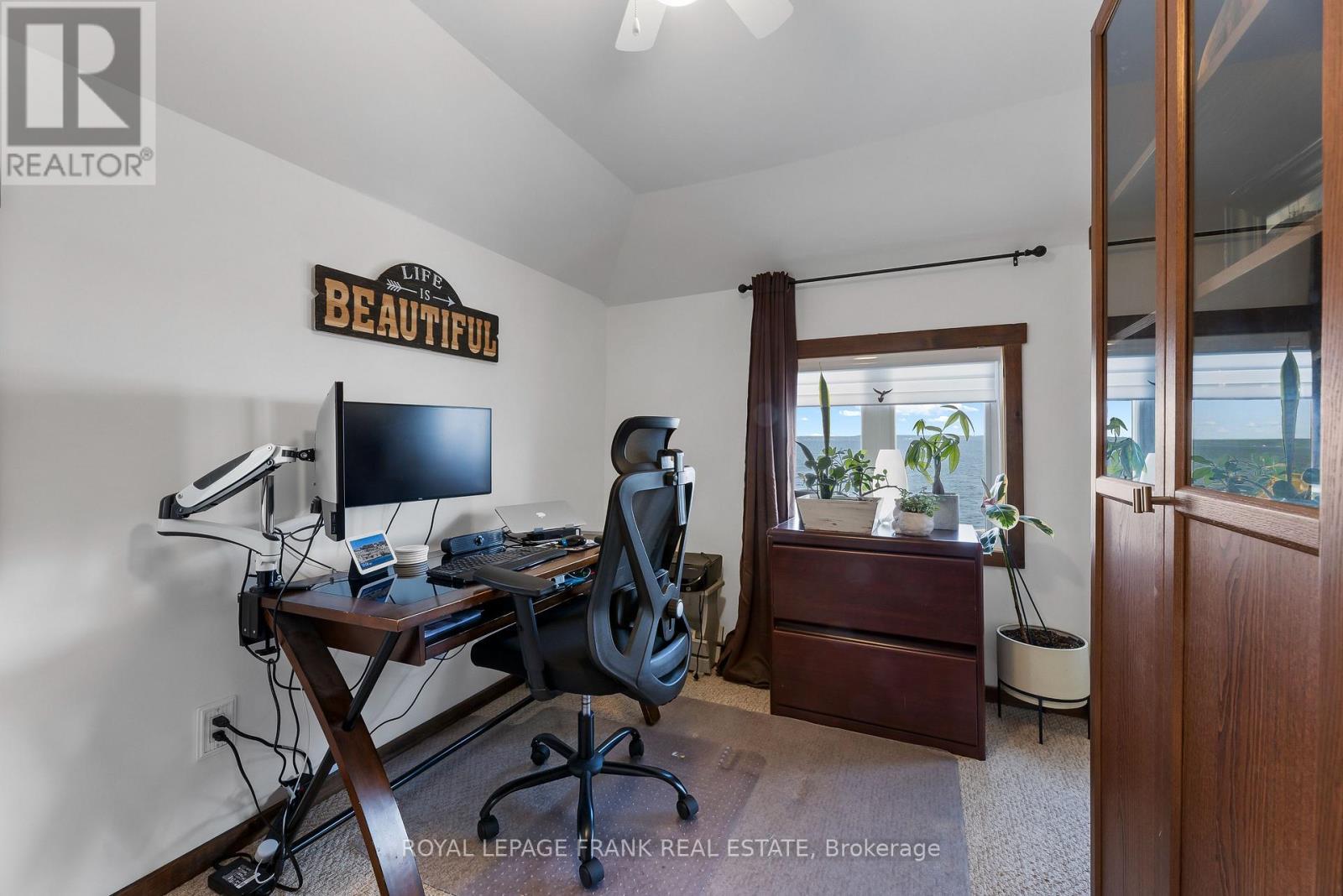 












264 WILLIAMS POINT ROAD

,
Scugog,




Ontario
L0B1E0

