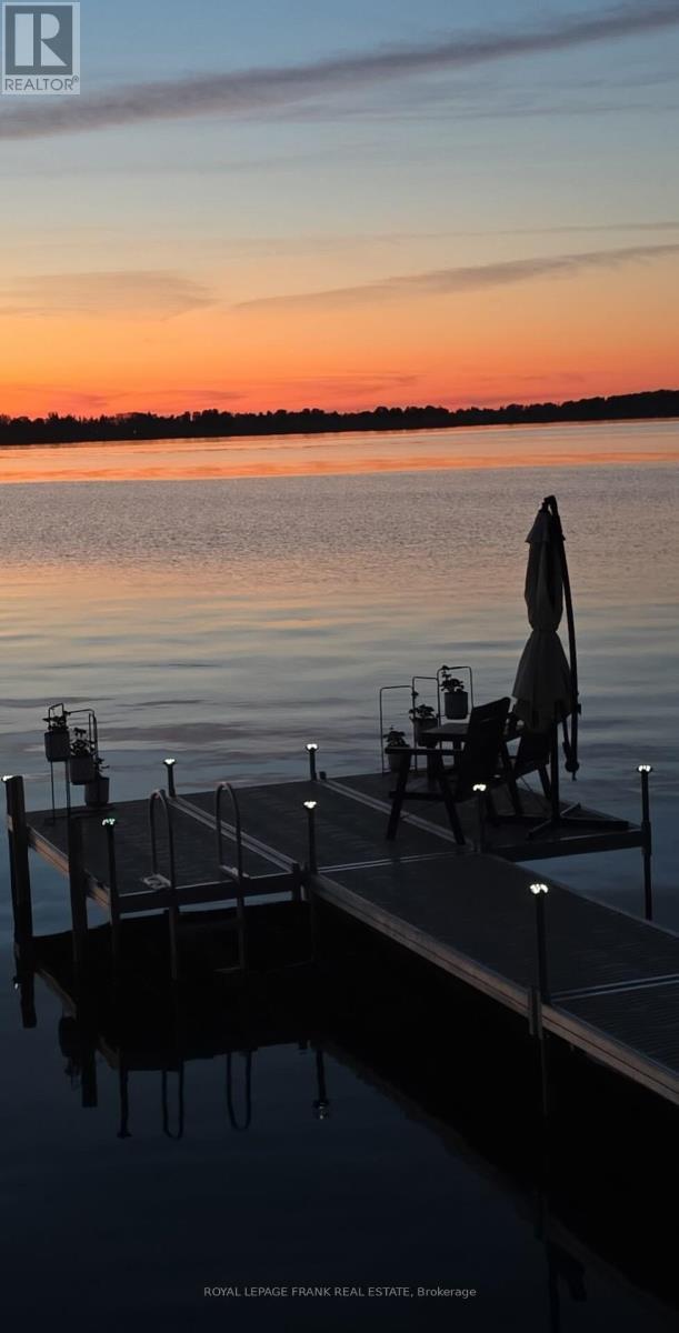 












264 WILLIAMS POINT ROAD

,
Scugog,




Ontario
L0B1E0

