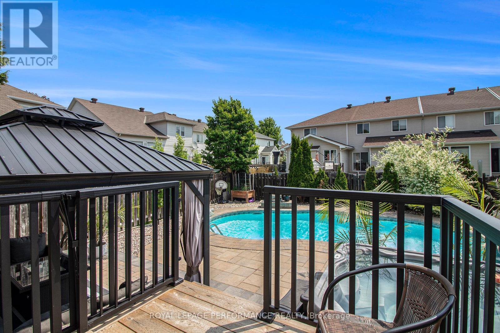 












1877 SPRINGRIDGE DRIVE

,
Ottawa,




Ontario
K4A4P9

