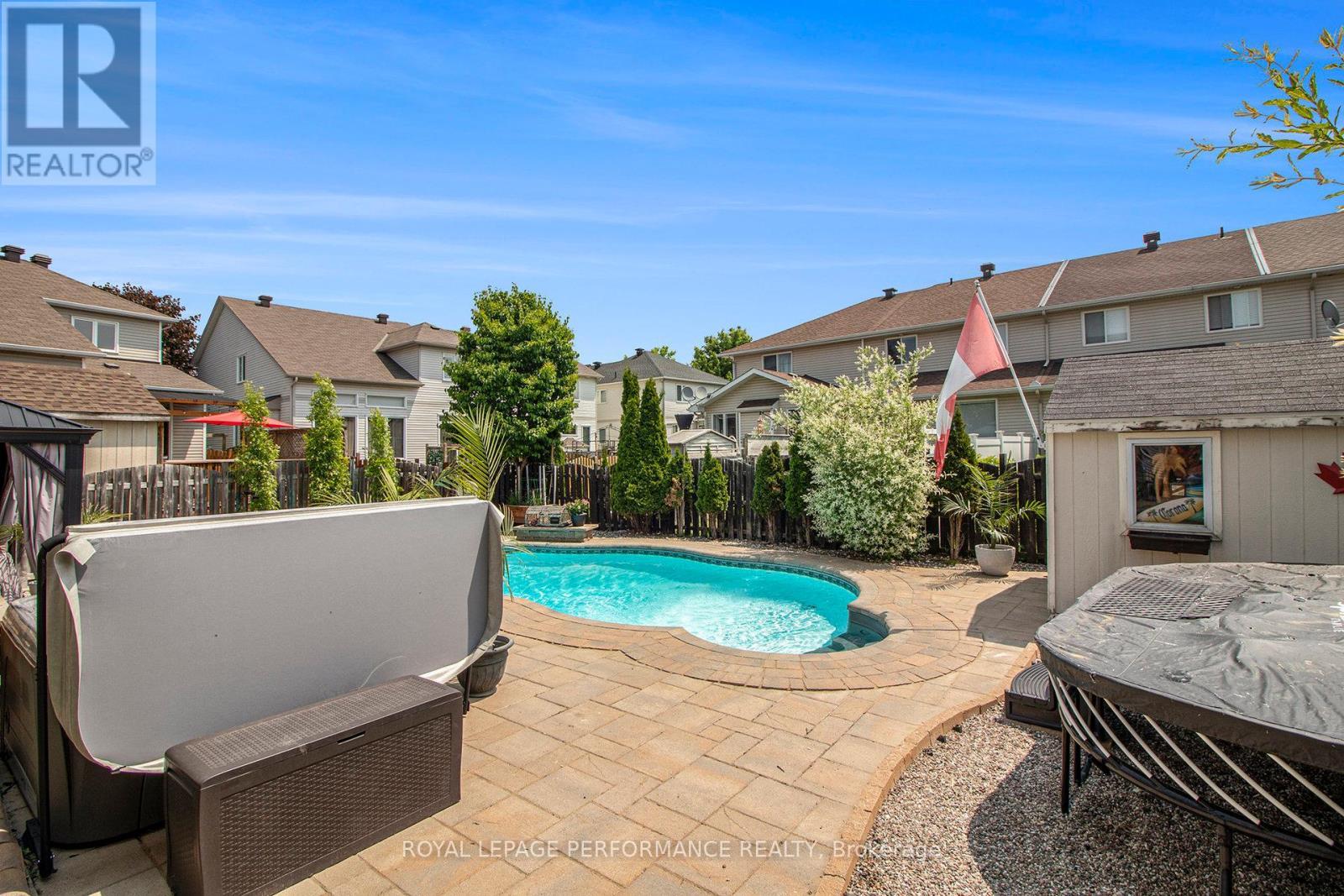 












1877 SPRINGRIDGE DRIVE

,
Ottawa,




Ontario
K4A4P9

