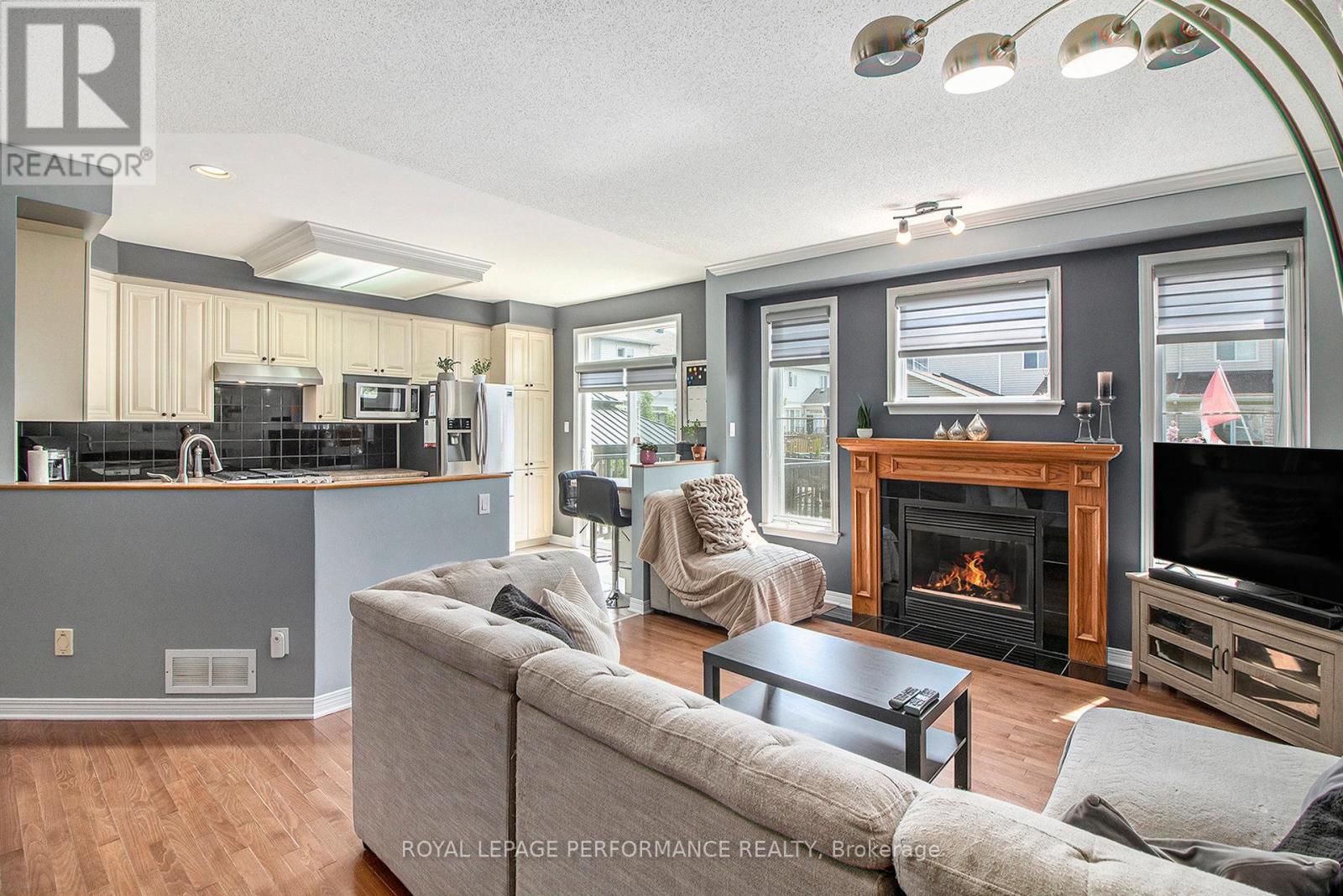 












1877 SPRINGRIDGE DRIVE

,
Ottawa,




Ontario
K4A4P9

