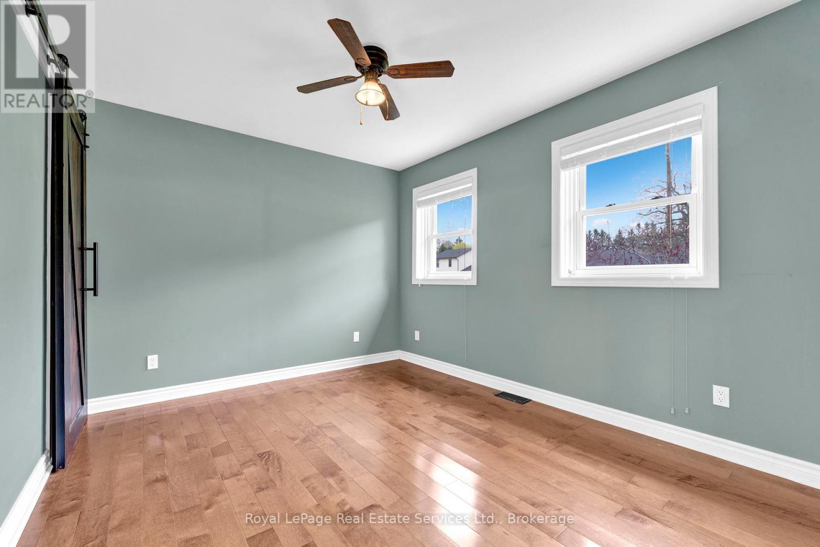 












1 - 65 CUMMING COURT

,
Hamilton (Ancaster),




Ontario
L9G1V4

