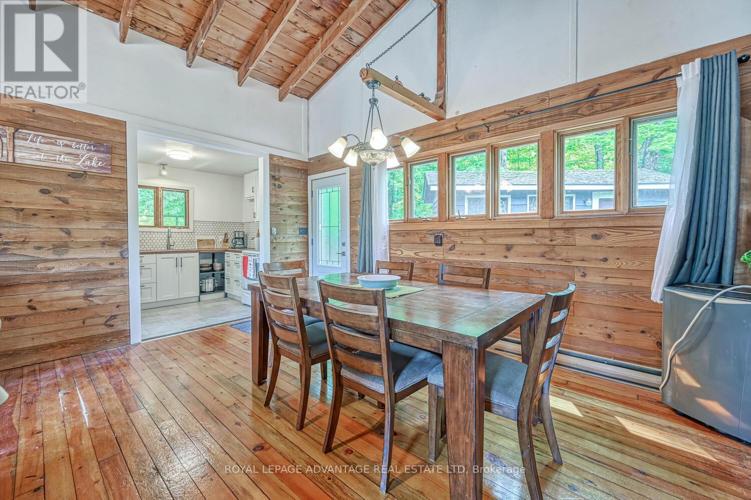 












452 PIKE LAKE RTE 1 ROAD

,
Tay Valley,




Ontario
K7H3C7


