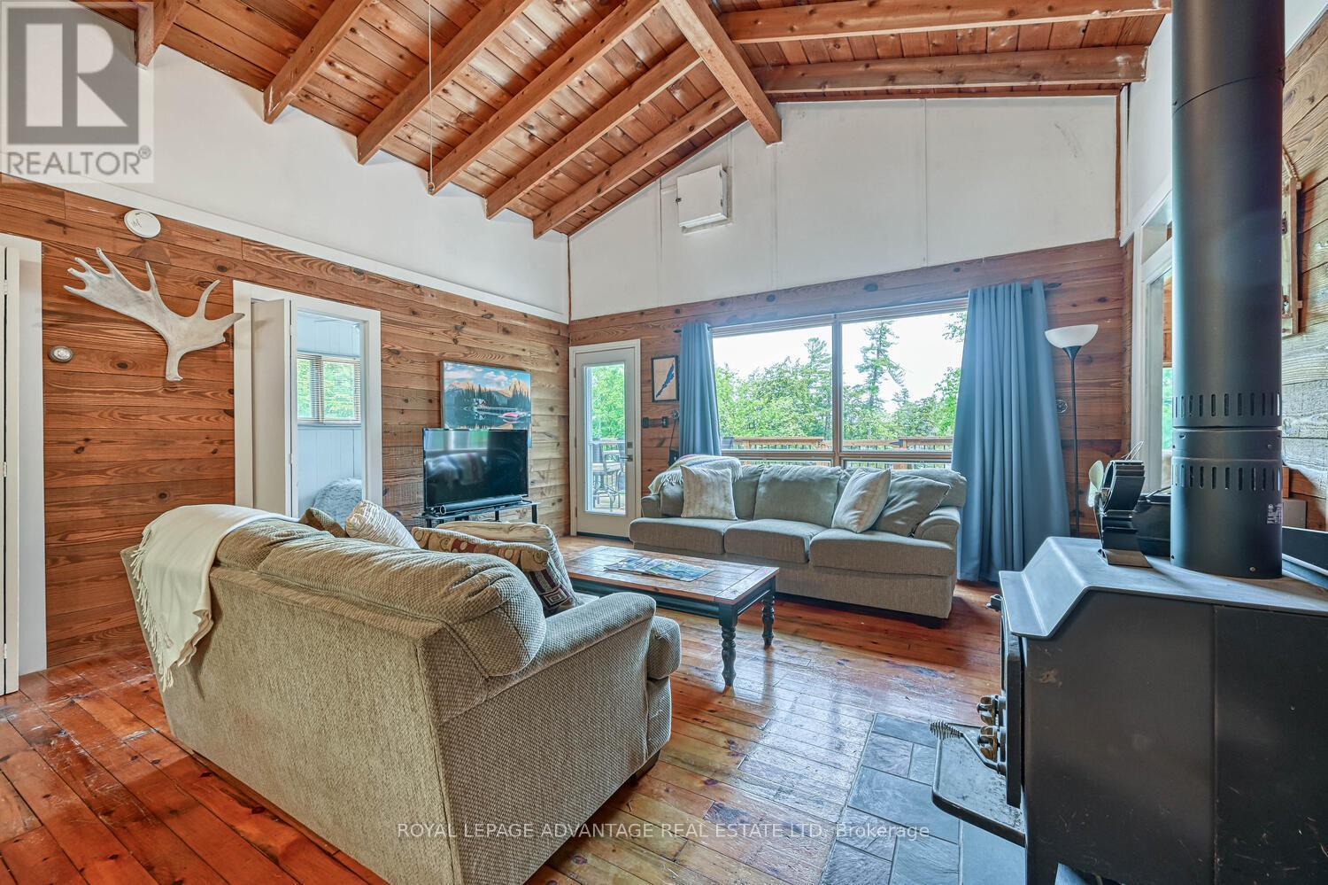 












452 PIKE LAKE RTE 1 ROAD

,
Tay Valley,




Ontario
K7H3C7

