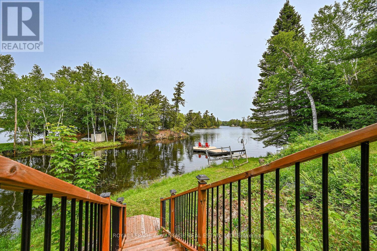 












452 PIKE LAKE RTE 1 ROAD

,
Tay Valley,




Ontario
K7H3C7

