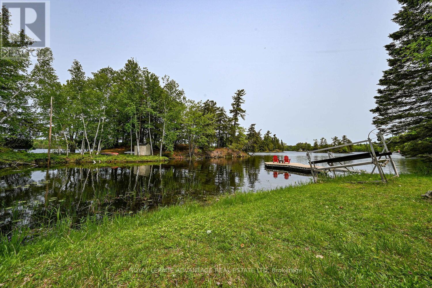 












452 PIKE LAKE RTE 1 ROAD

,
Tay Valley,




Ontario
K7H3C7

