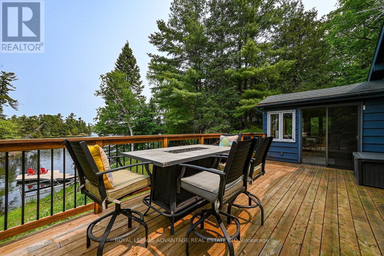 












452 PIKE LAKE RTE 1 ROAD

,
Tay Valley,




Ontario
K7H3C7

