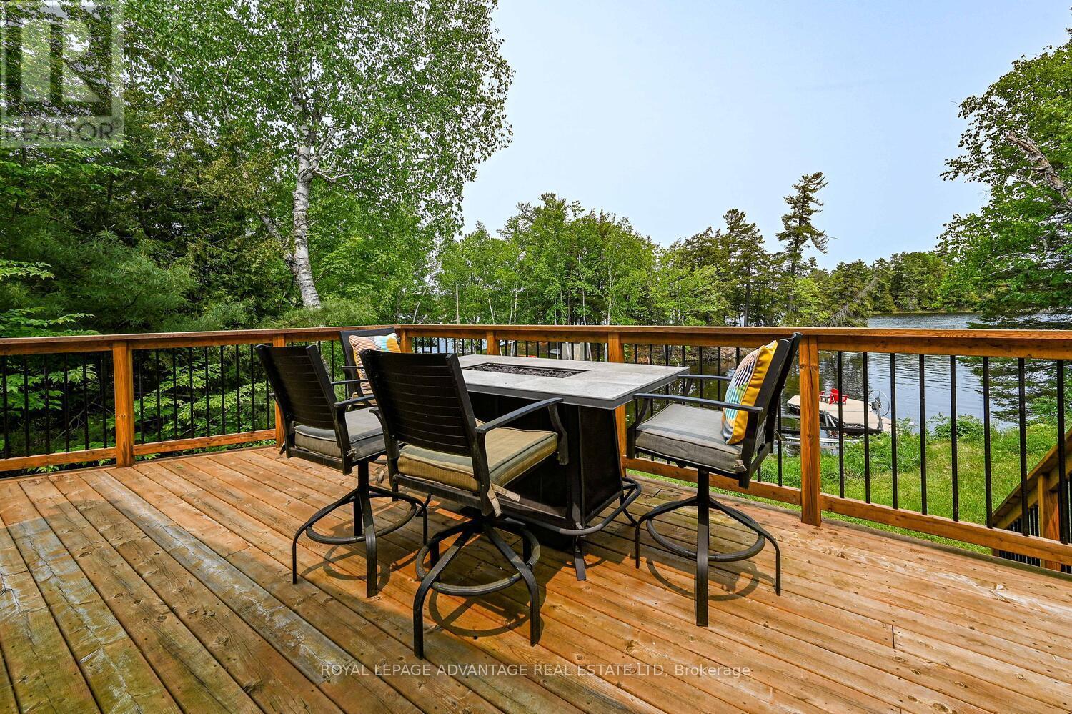 












452 PIKE LAKE RTE 1 ROAD

,
Tay Valley,




Ontario
K7H3C7

