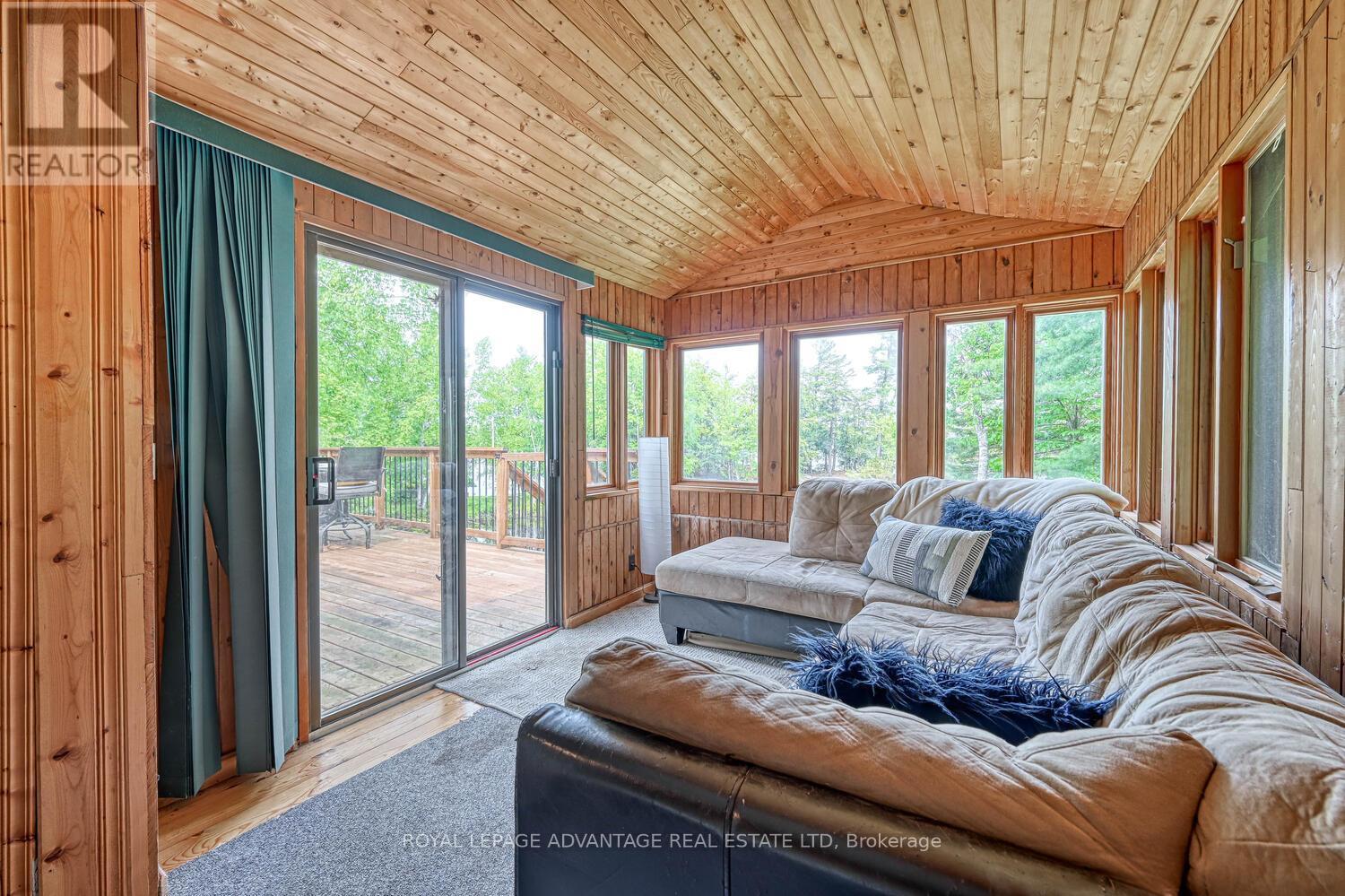 












452 PIKE LAKE RTE 1 ROAD

,
Tay Valley,




Ontario
K7H3C7

