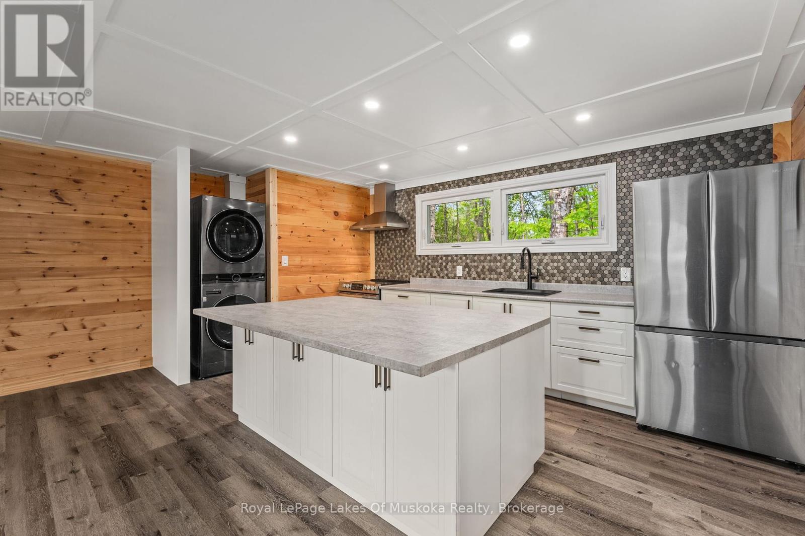 












65 VICTORIA STREET

,
Magnetawan,




Ontario
P0A1P0

