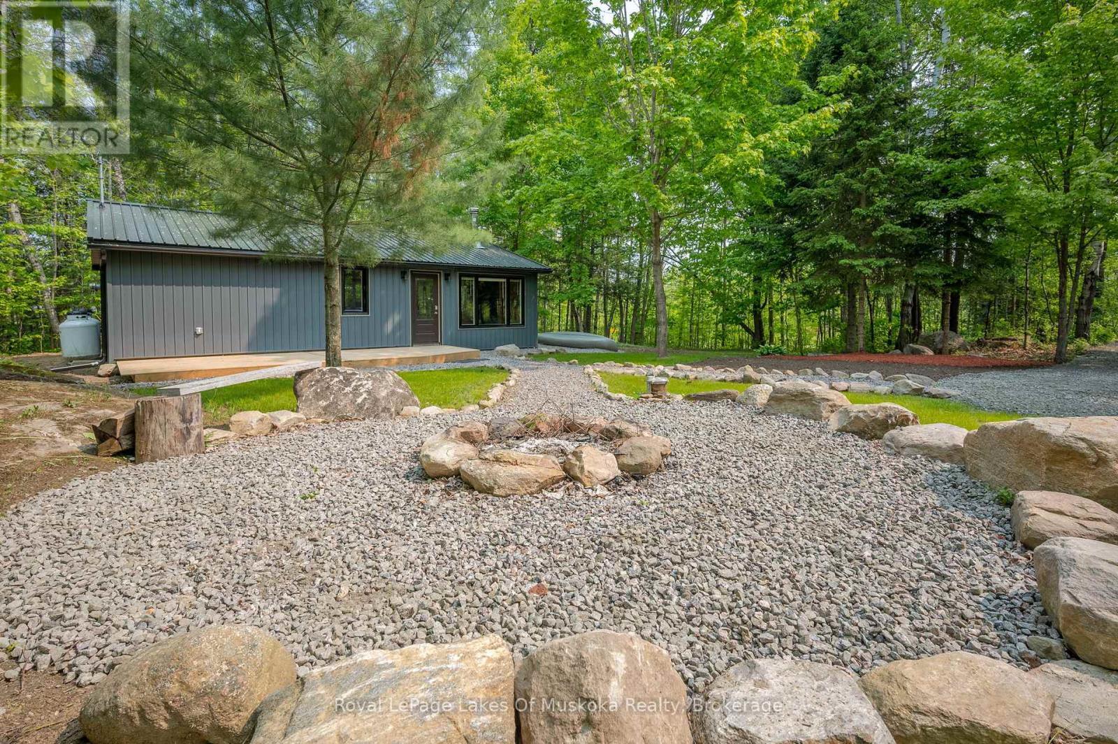 












65 VICTORIA STREET

,
Magnetawan,




Ontario
P0A1P0

