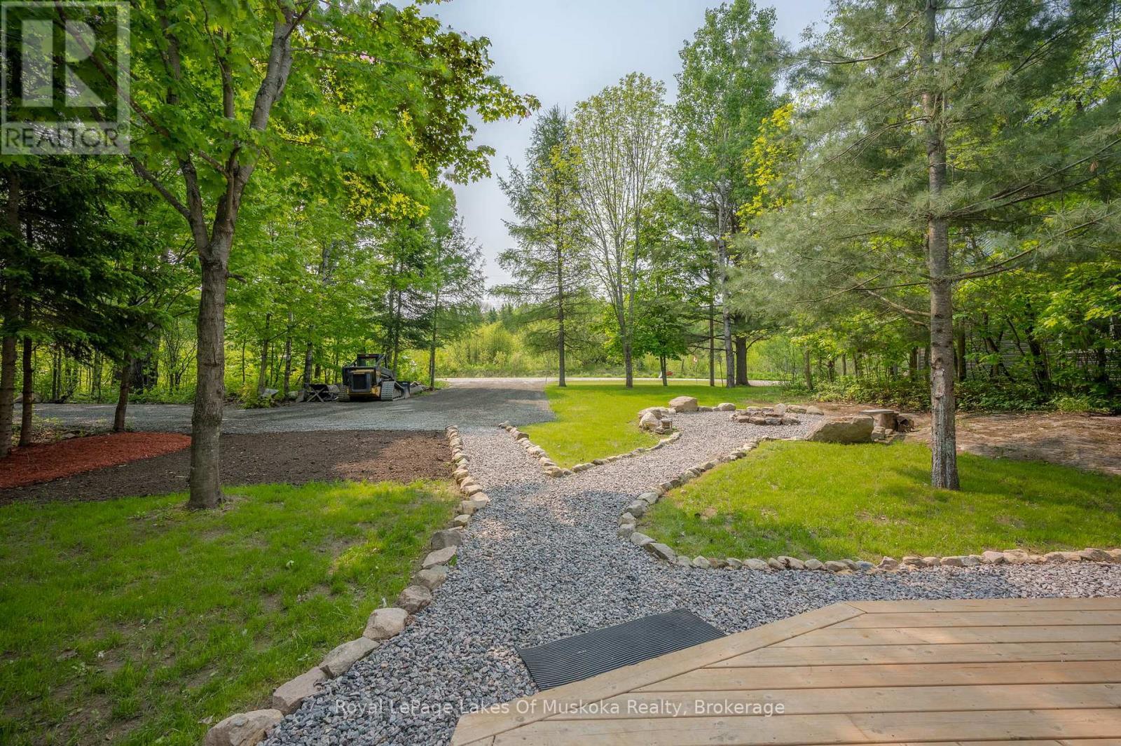 












65 VICTORIA STREET

,
Magnetawan,




Ontario
P0A1P0

