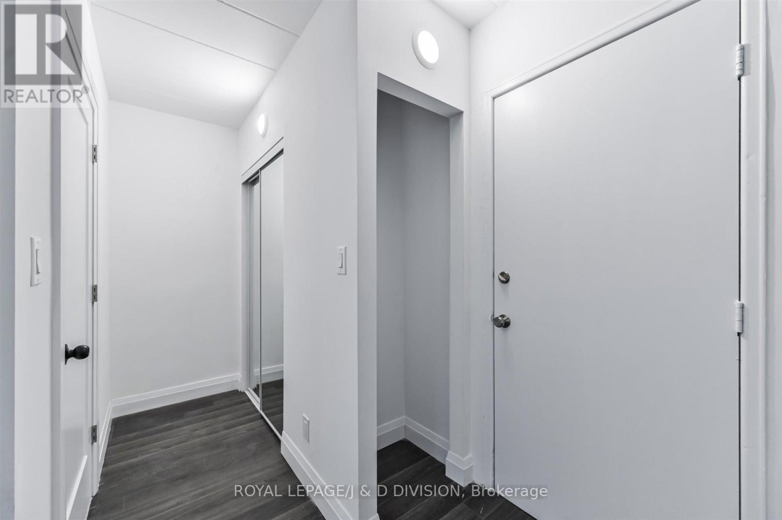












104 - 325 SAMMON AVENUE

,
Toronto,




Ontario
M4J2A1

