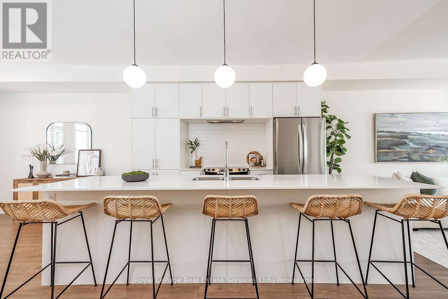 












3177 ERNEST APPELBE BOULEVARD

,
Oakville (GO Glenorchy),




Ontario
L6H0P1

