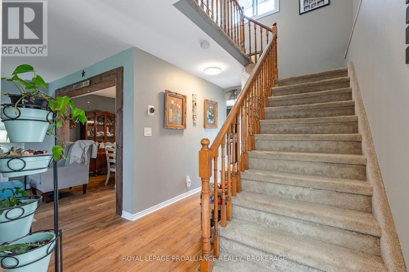 












587 DAVIS DRIVE

,
Kingston (East Gardiners Rd),




Ontario
K7M7Y4

